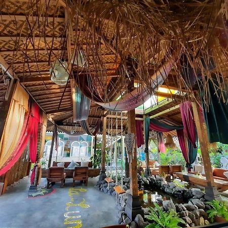 La Luna Resort Yogyakarta Слеман Экстерьер фото